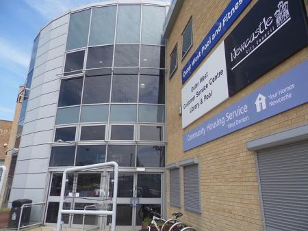 Image of the exterior of the building housing Outer West Library
