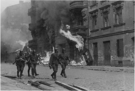 SS men during the destruction of the Warsaw Ghetto